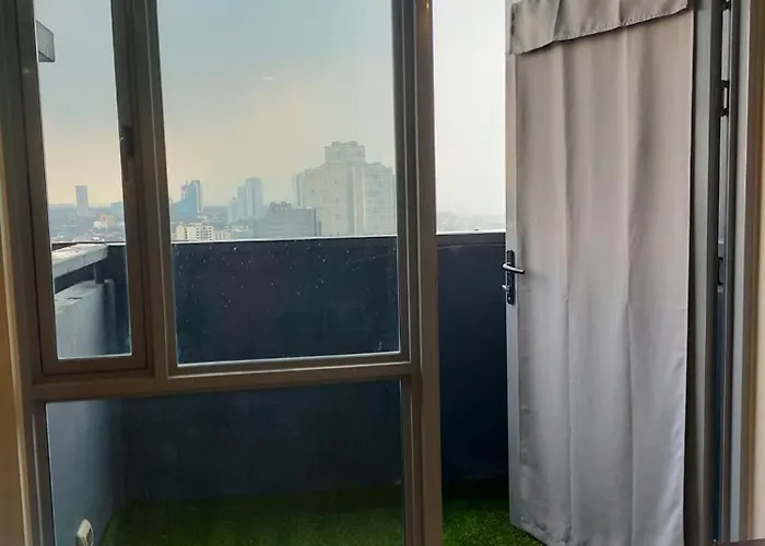D Oasis At 28th Apartment *